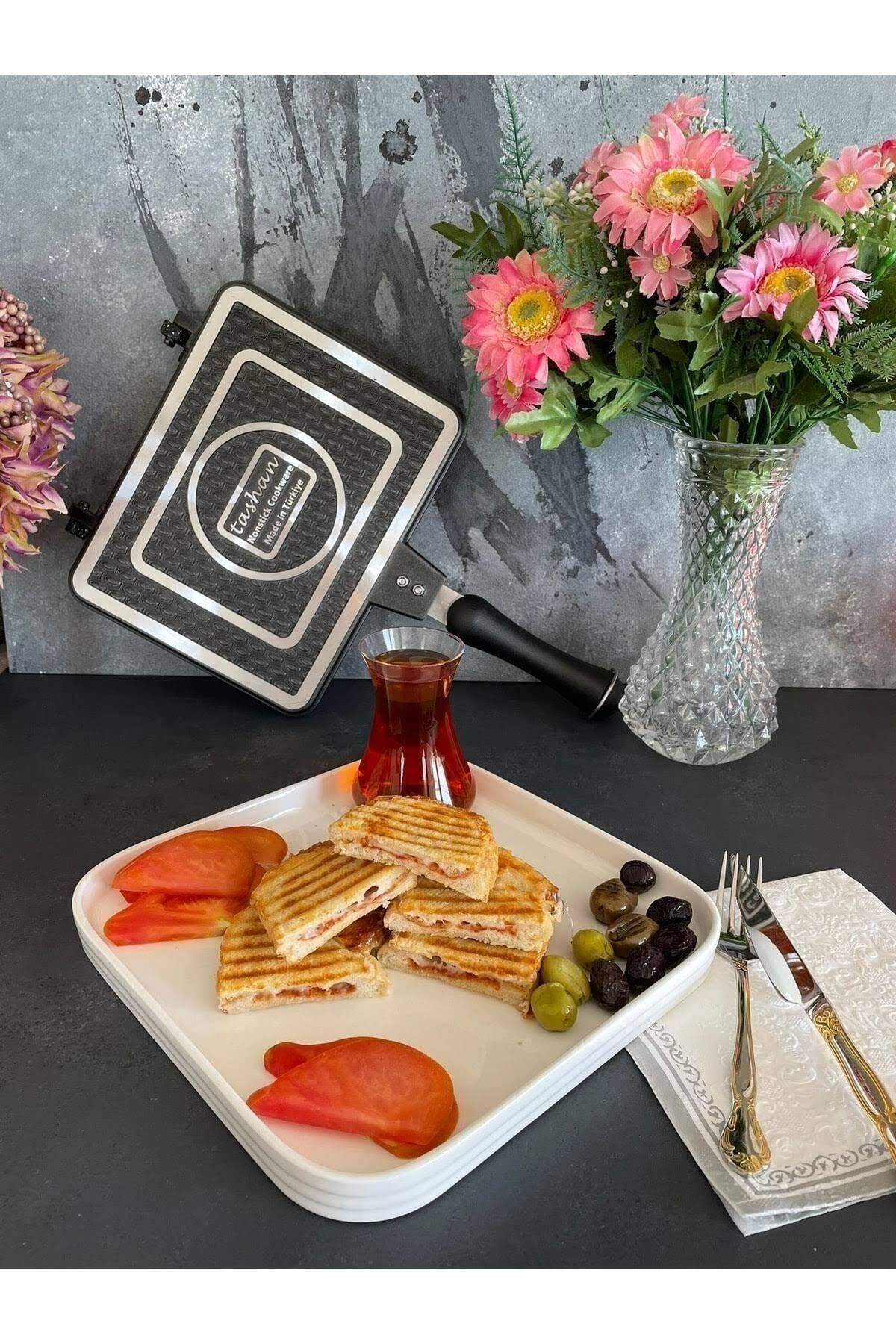 Döküm Ocak Üstü Lüks Tost Makinesi