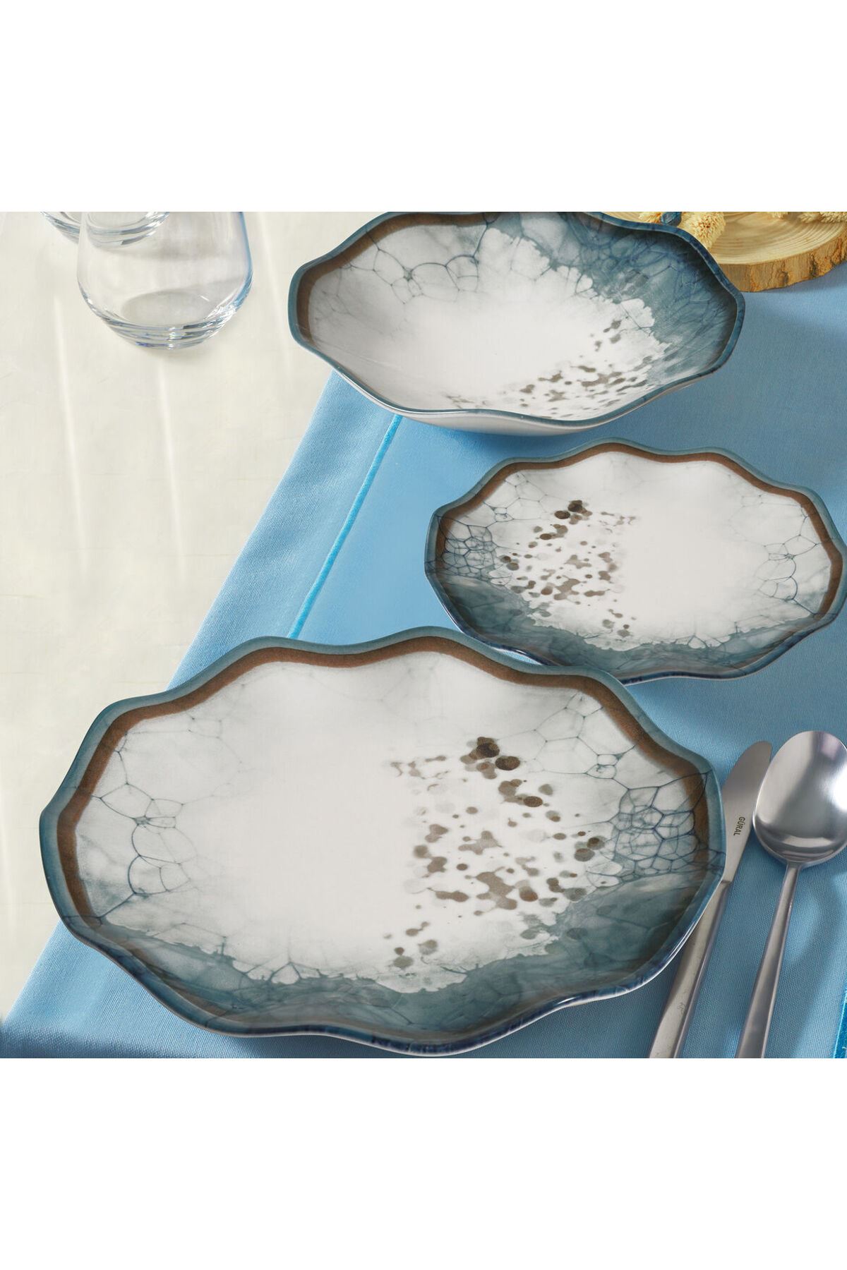 Nesrin 24 Parça 6 Kişilik Bone Yemek Takımı - 1341